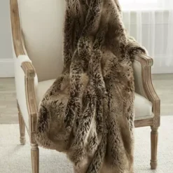 Promo 🤩 Biltmore® Timberwolf Faux Fur Throw 🧨 -Gleam Hearth Sales Belk 129