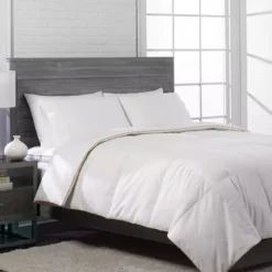Hot Sale 🔥 Biltmore® Medium Warmth Down Comforter for All Seasons 🎉 -Gleam Hearth Sales Belk 360